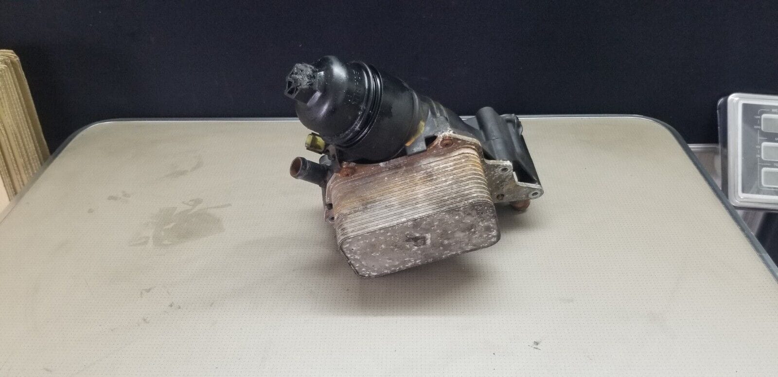 2016 Renault Trafic Oil Cooler and Filter Housing 152081926R Genuine - Image 4