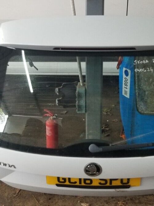 2016 Skoda Rapid 5 Door Hatchback White Bootlid / Tailgate 2012-2020 |O