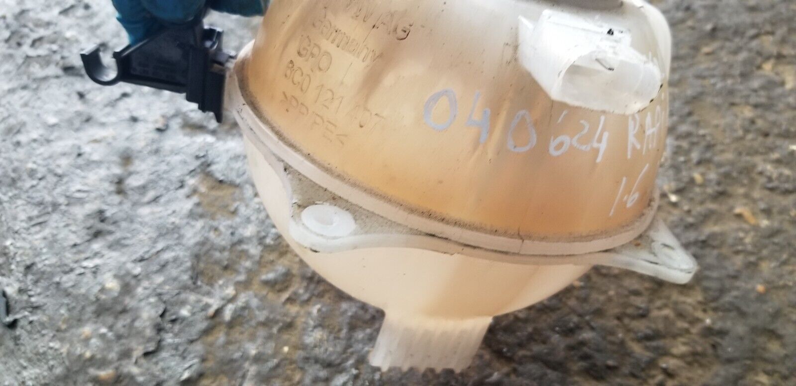 2016 SKODA RAPID COLANT EXPANSION TANK 6CO121407 - Image 4