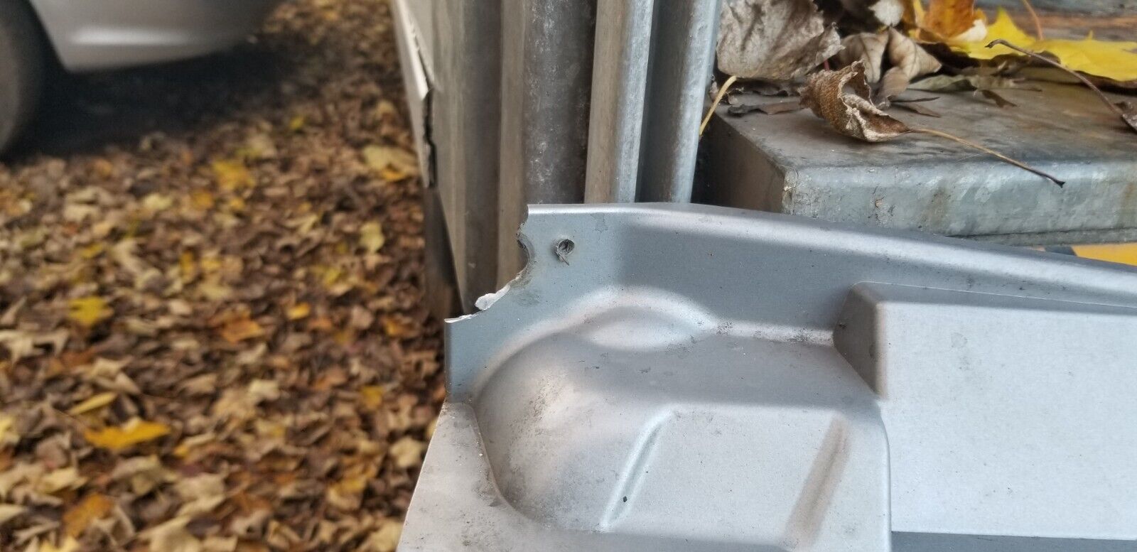 2018 RENAULT MASTER FRONT CENTRE GRILL WITH BADGE FACELIFT - Image 4