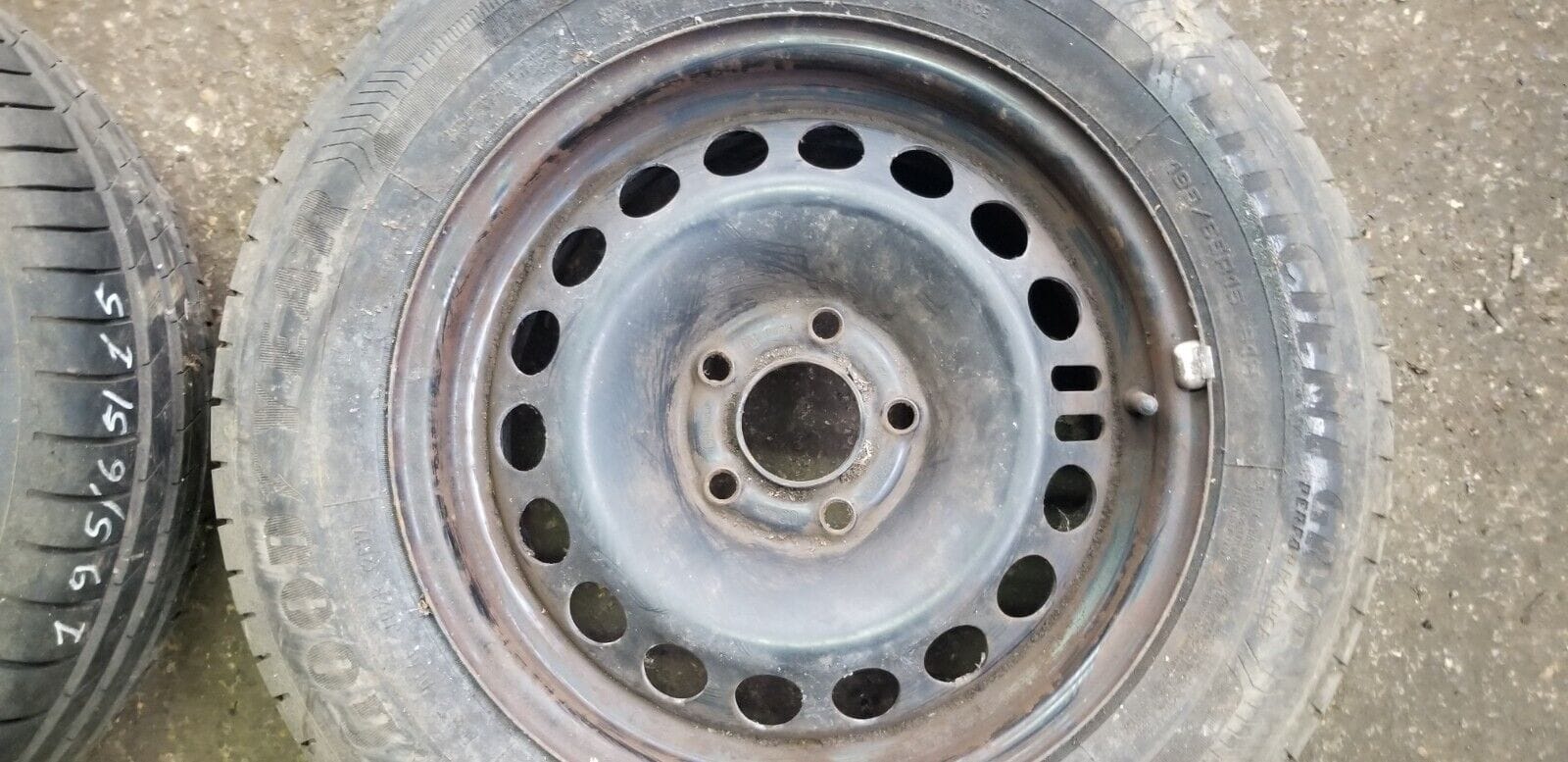 2x VAUXHALL ASTRA H MK5 STEEL WHEEL & TYRE 195/65/15 - Image 8