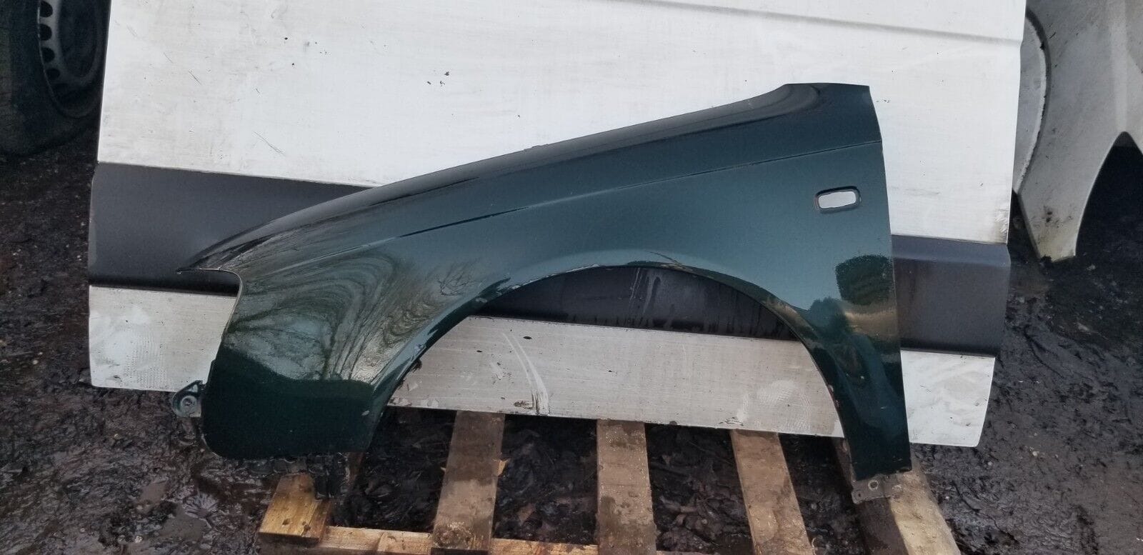 AUDI A4 B7 2007 N/S PASSENGER SIDE FRONT WING PANEL