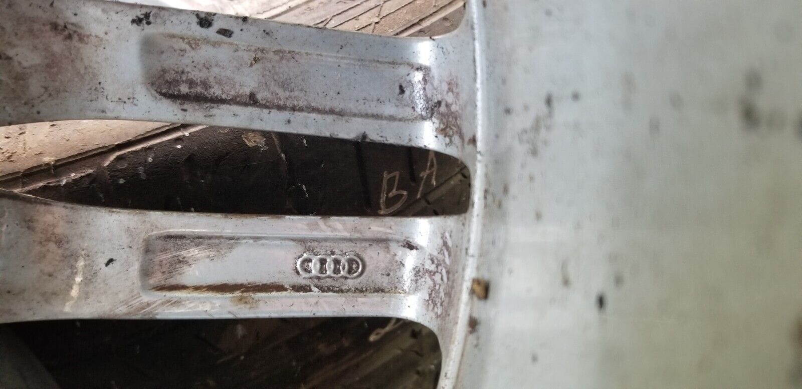 AUDI ALLOY WHEEL 8PO601025BA & TYRE NEW TYRE NEEDED 225/40R18 - Image 11