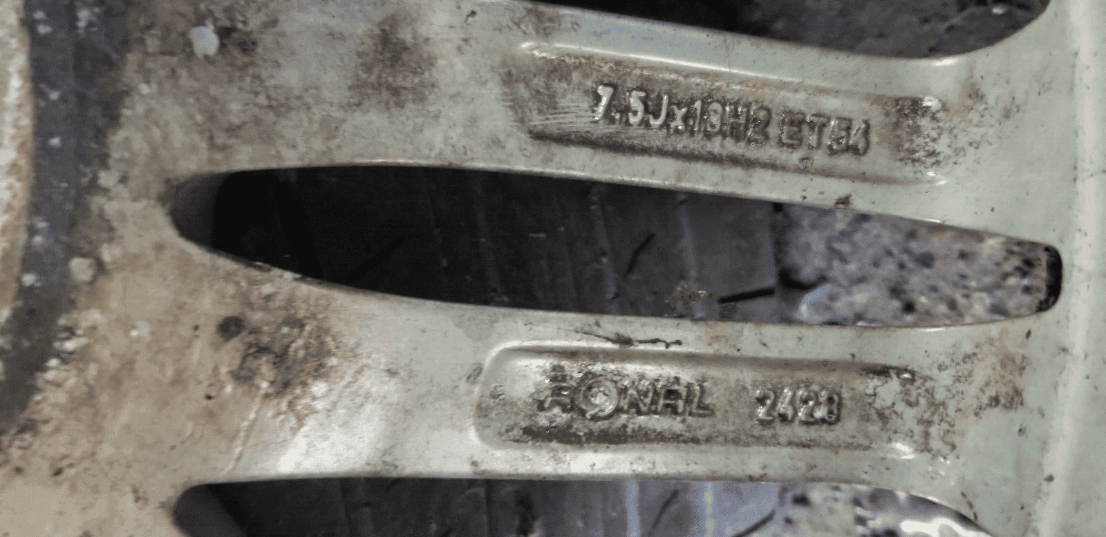 AUDI ALLOY WHEEL 8PO601025BA & TYRE NEW TYRE NEEDED 225/40R18 - Image 13