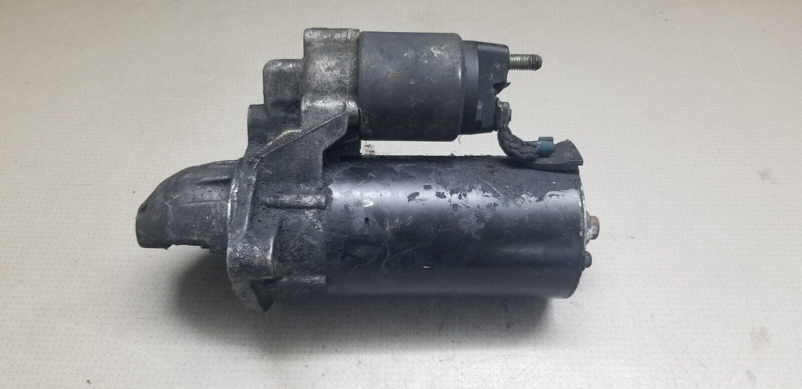 BMW Starter Motor 0001115046 Bosch 12V |O - Image 3