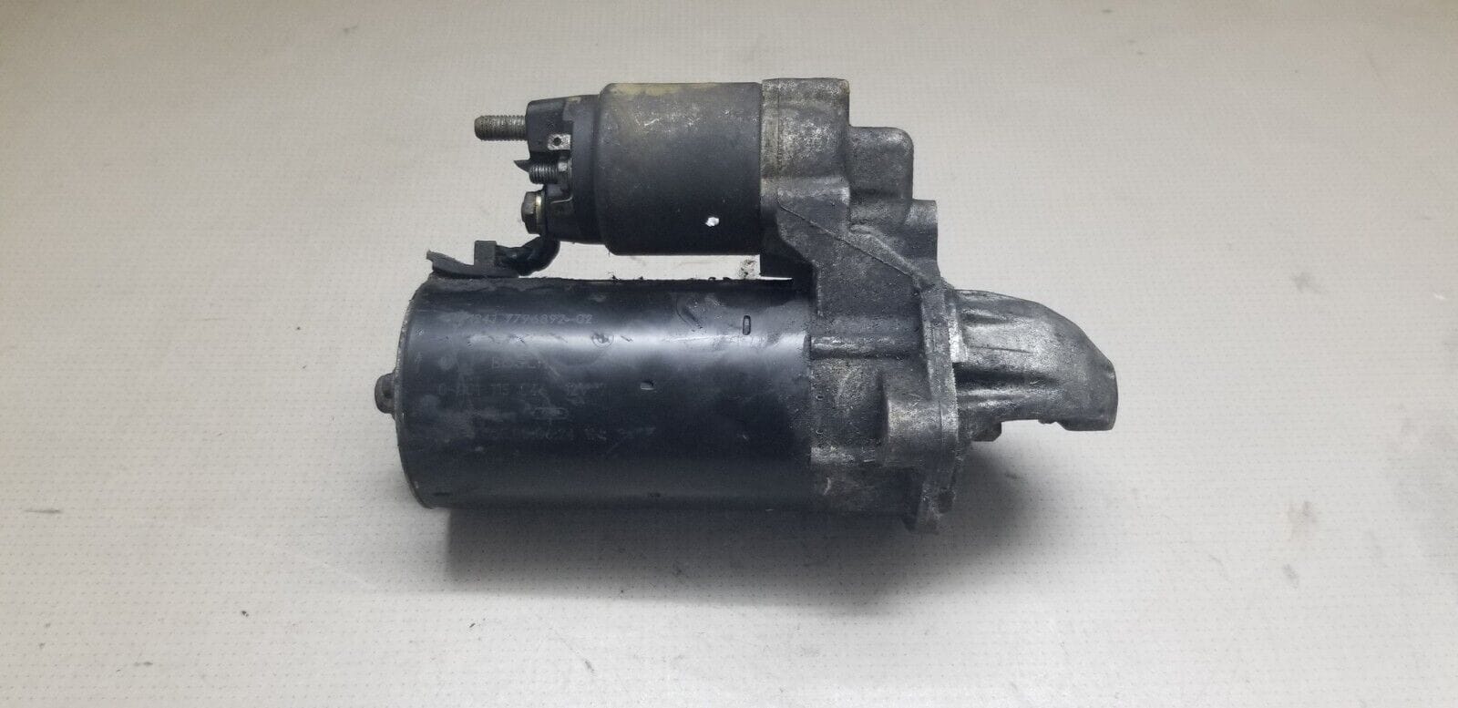 BMW Starter Motor 0001115046 Bosch 12V |O