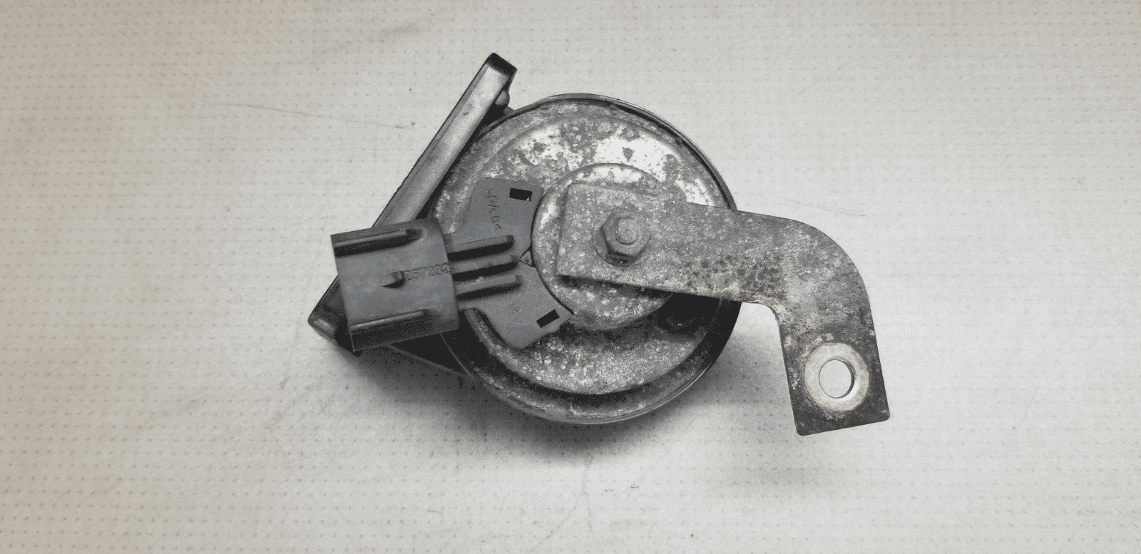 FIAMM UNIVERSAL LOW TONE 12V DISC HORN ORIGINAL EQUIPMENT FITTMENT AM80S - Image 5