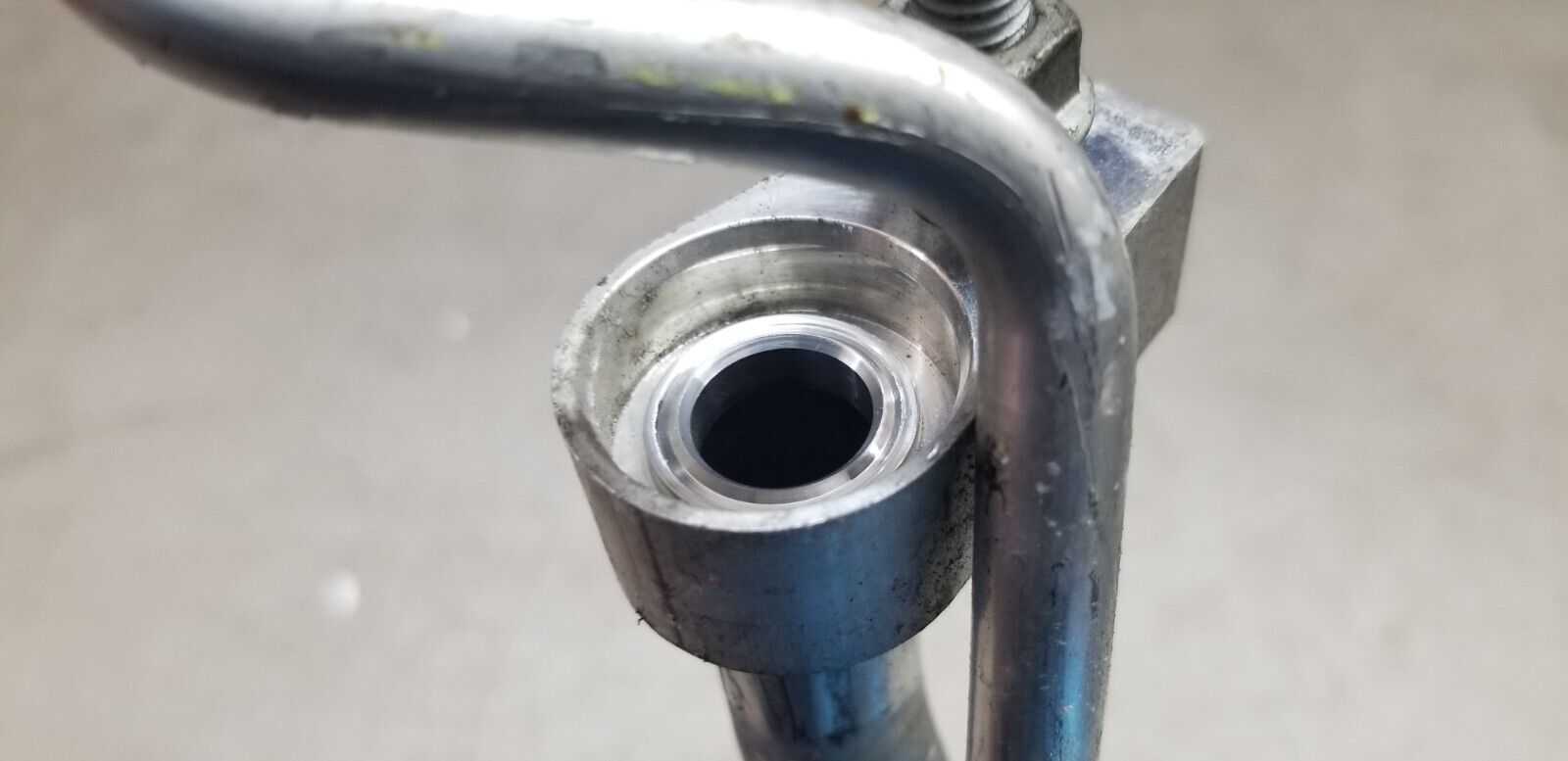 FORD KUGA A/C Air Con Pipe Hose FV41-19A834-DC 2016 - Image 5