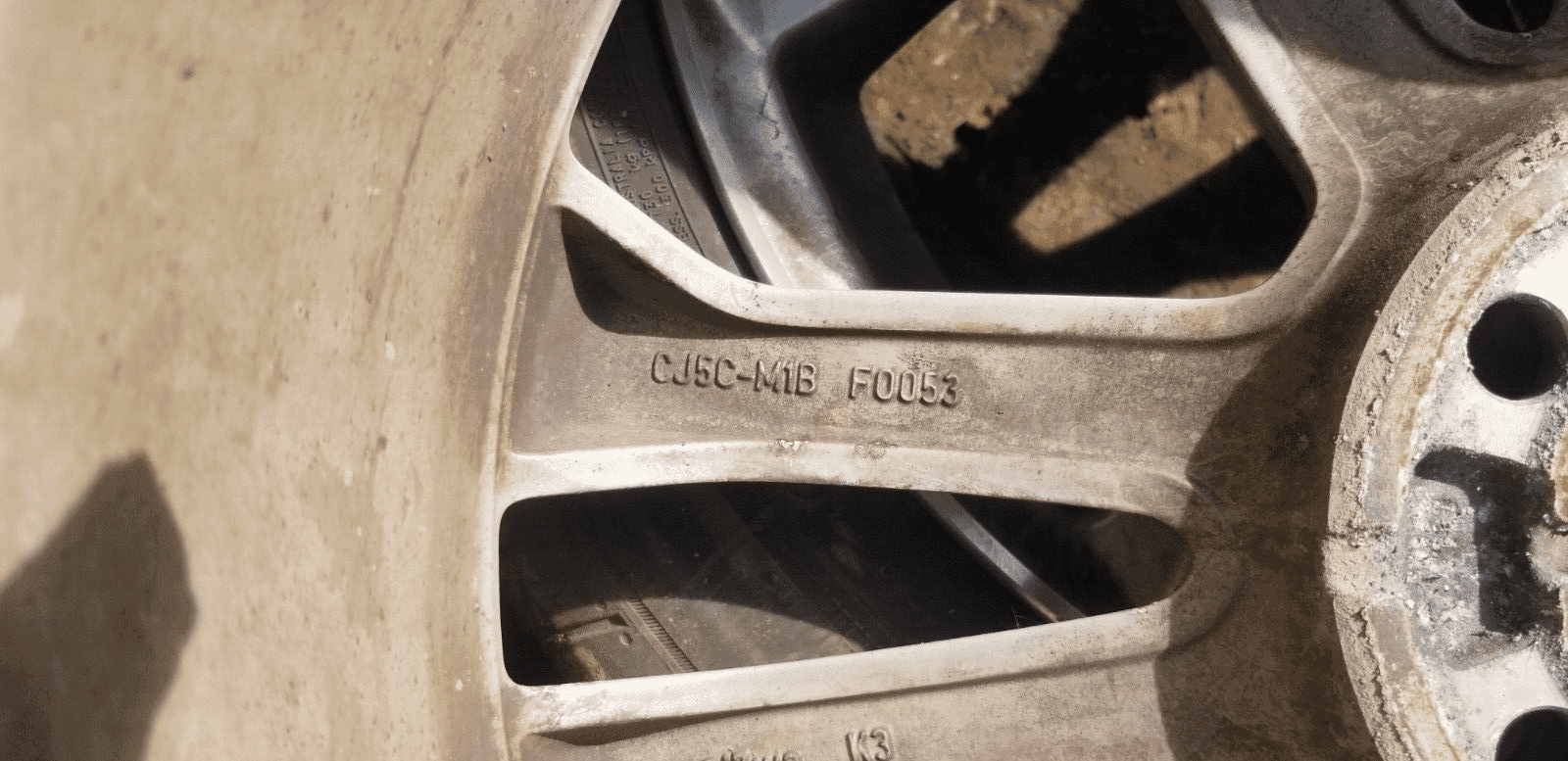 Ford Kuga MK2 Titanium 2016 Alloy Wheels And Tyres 235/50R18 |O - Image 12