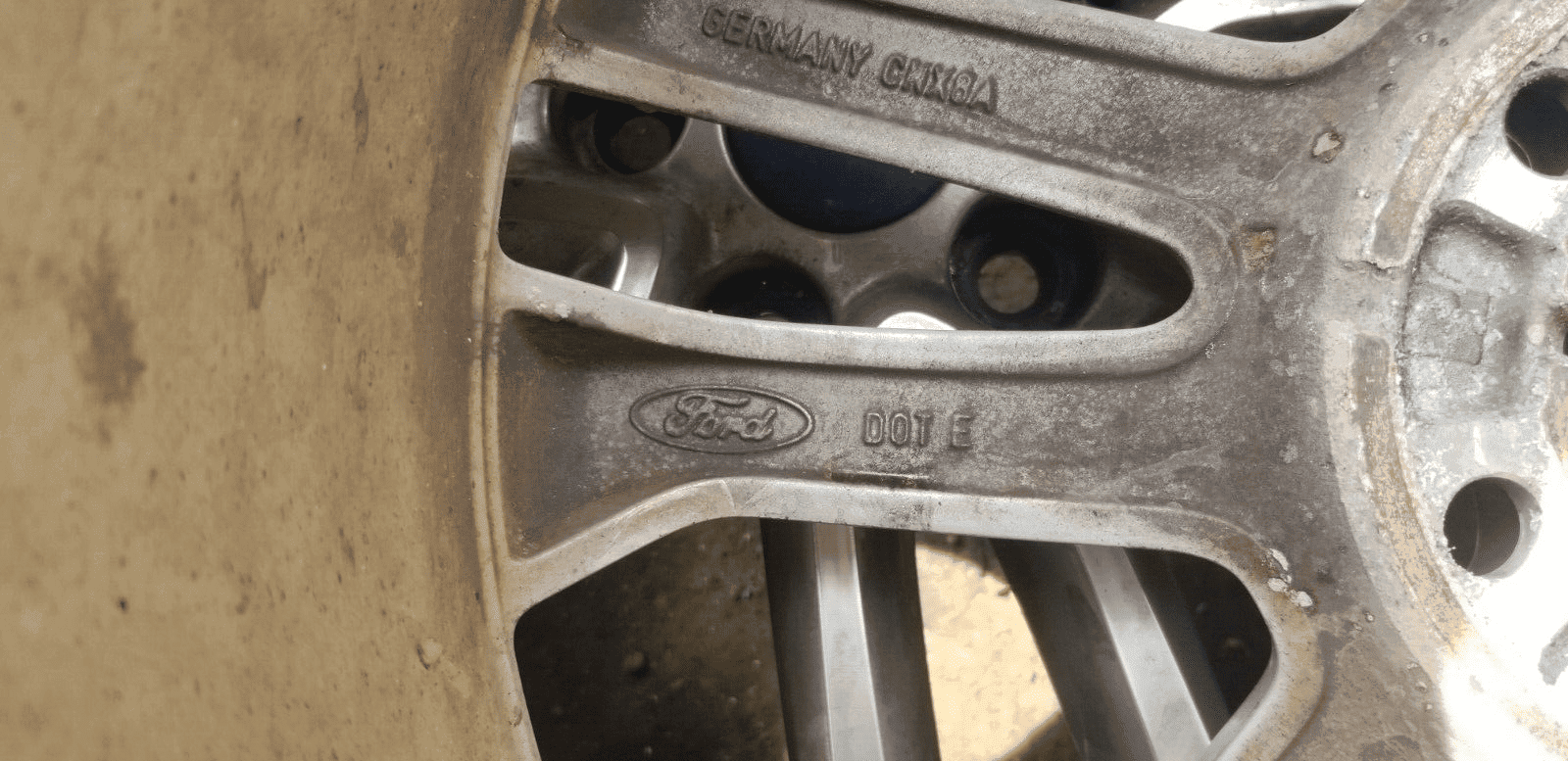 Ford Kuga MK2 Titanium 2016 Alloy Wheels And Tyres 235/50R18 |O - Image 14