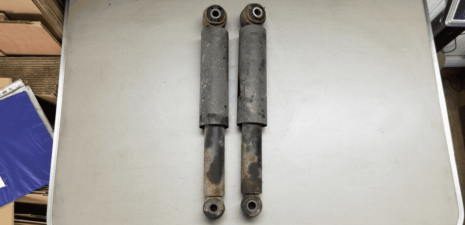 GENUINE 2014 MERCEDES BENZ VITO W639 SHOCK ABSORBER REAR LEFT RIGHT