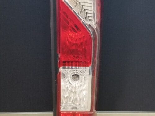 GENUINE RENAULT MASTER Van DRIVER SIDE REAR / TAIL LIGHT Mk3