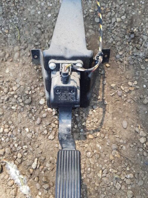 Genuine Vw Crafter 2012 Accelerator Throttle Pedal A9063000404