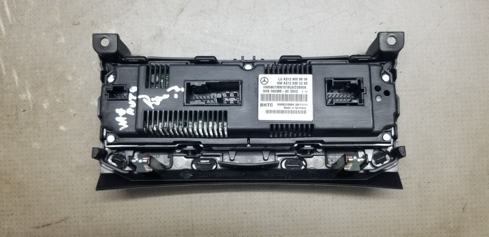 MERCEDES BENZ E250 HEATER CONTROL PANEL 2012 W212 A2129008608 - Image 3