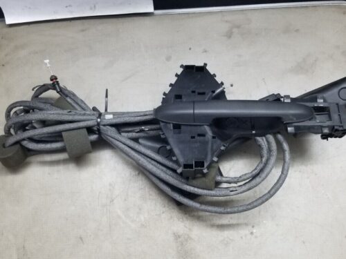 MERCEDES BENZ SPRINTER 2015 SIDE LOADING  DOOR HANDLE AND WIRES A9067600861