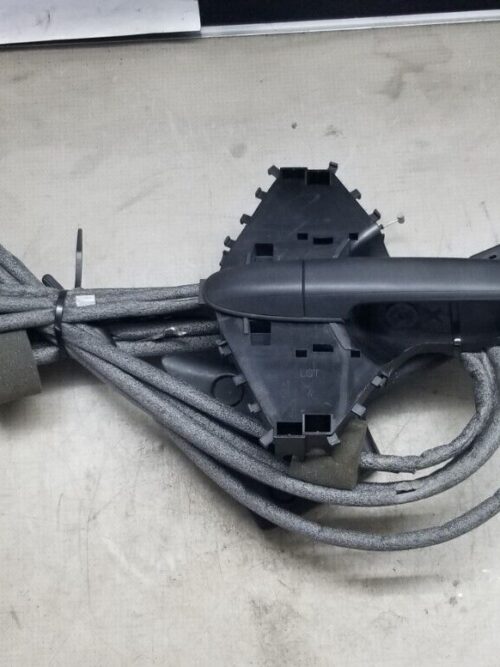 MERCEDES BENZ SPRINTER 2015 SIDE LOADING DOOR HANDLE AND WIRES A9067600861