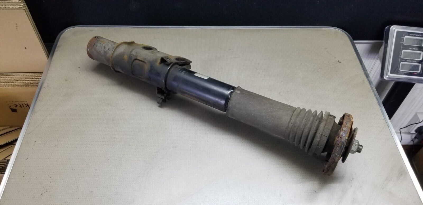 MERCEDES BENZ SPRINTER W906 2014- FRONT RIGHT DRIVER SHOCK ABSORBER