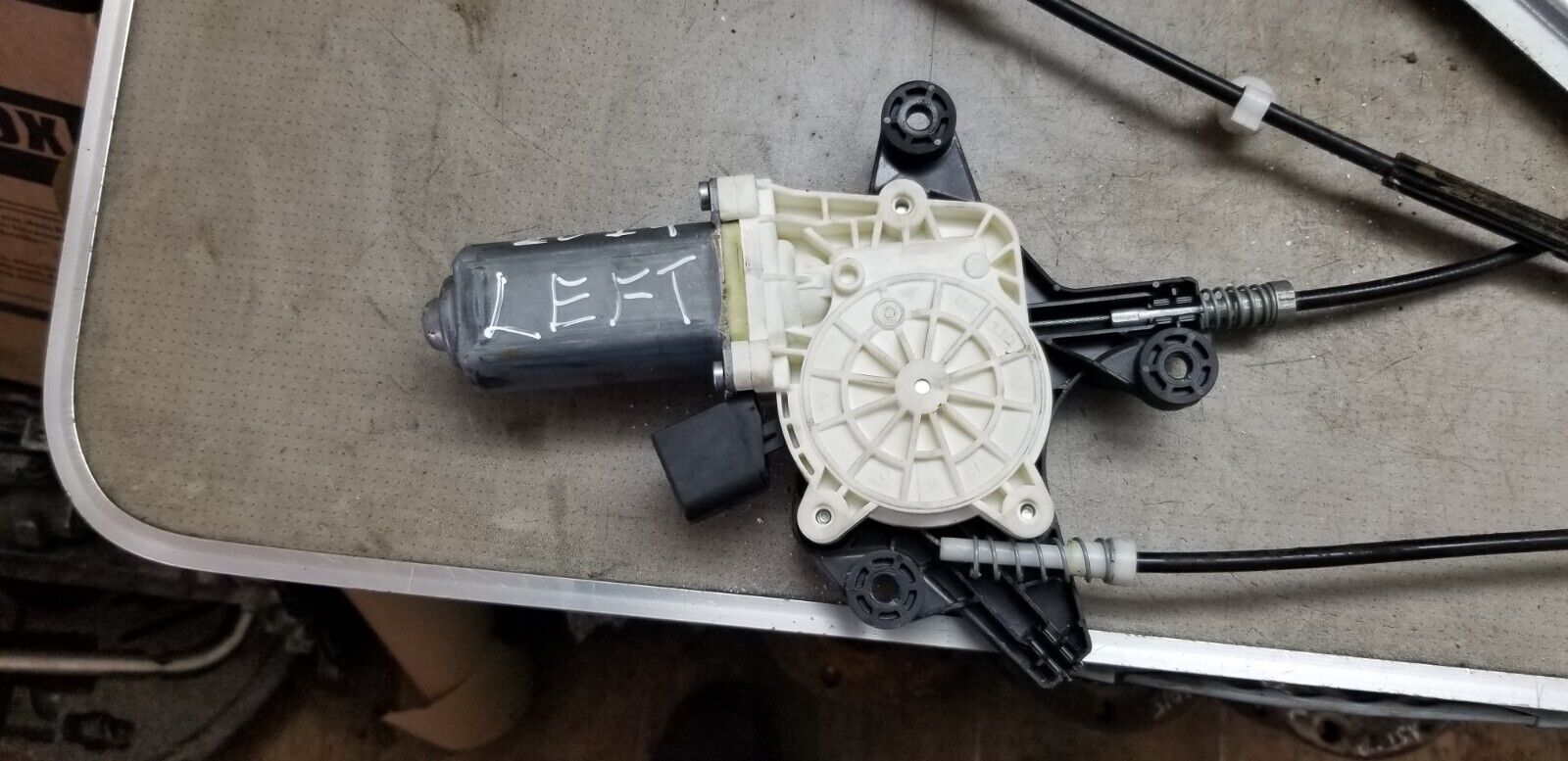 Mercedes-Benz Vito W639 Series 2014 Left Front Electric Window Regualtor - Image 3