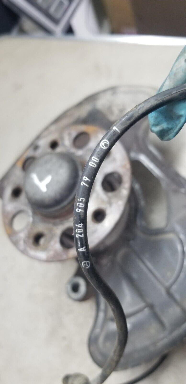 MERCEDES C CLASS WHEEL HUB BEARING FRONT LEFT PASSENGER SIDE NEARSIDE W204 2011 - Image 5