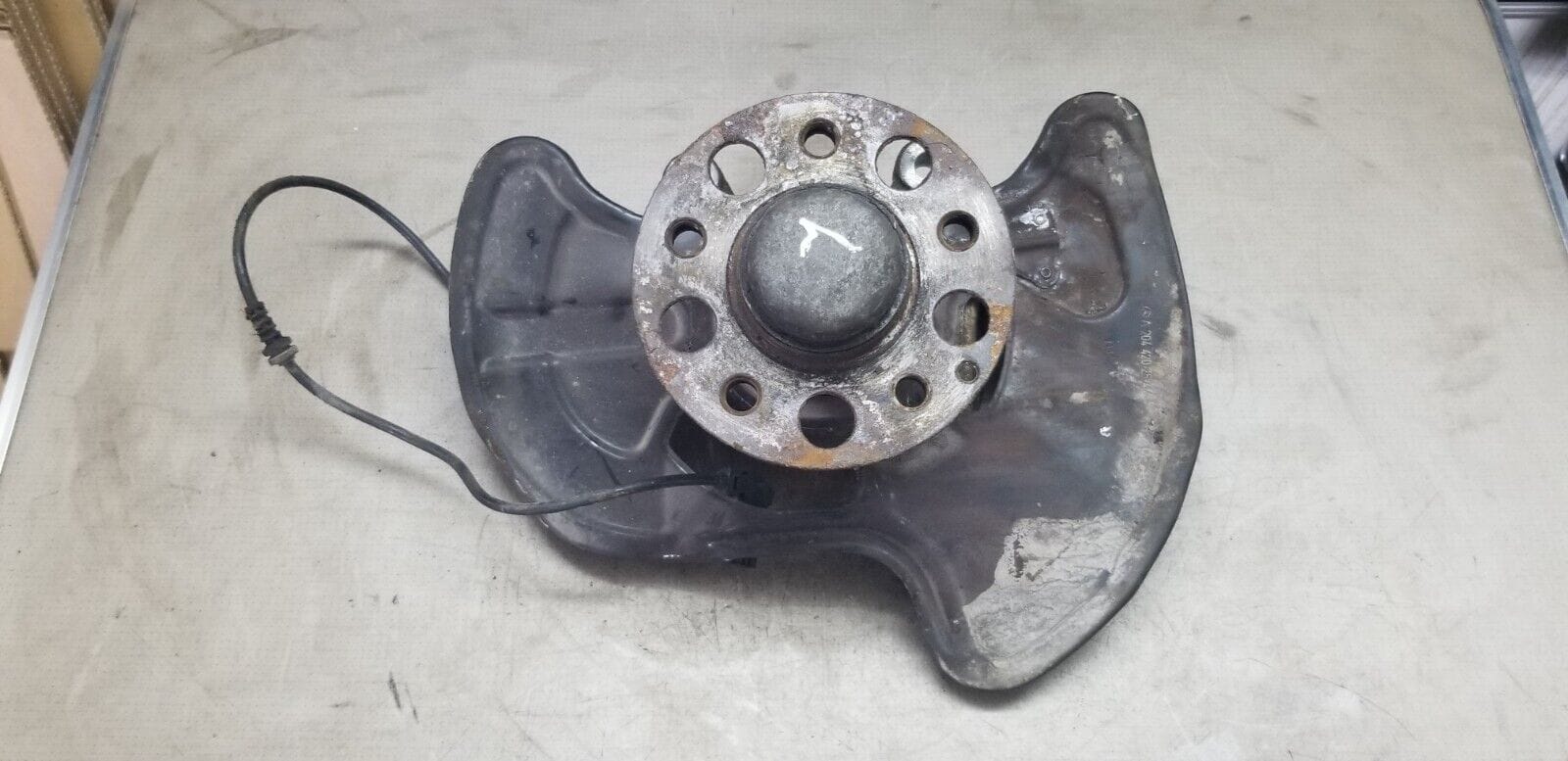 MERCEDES C CLASS WHEEL HUB BEARING FRONT LEFT PASSENGER SIDE NEARSIDE W204 2011