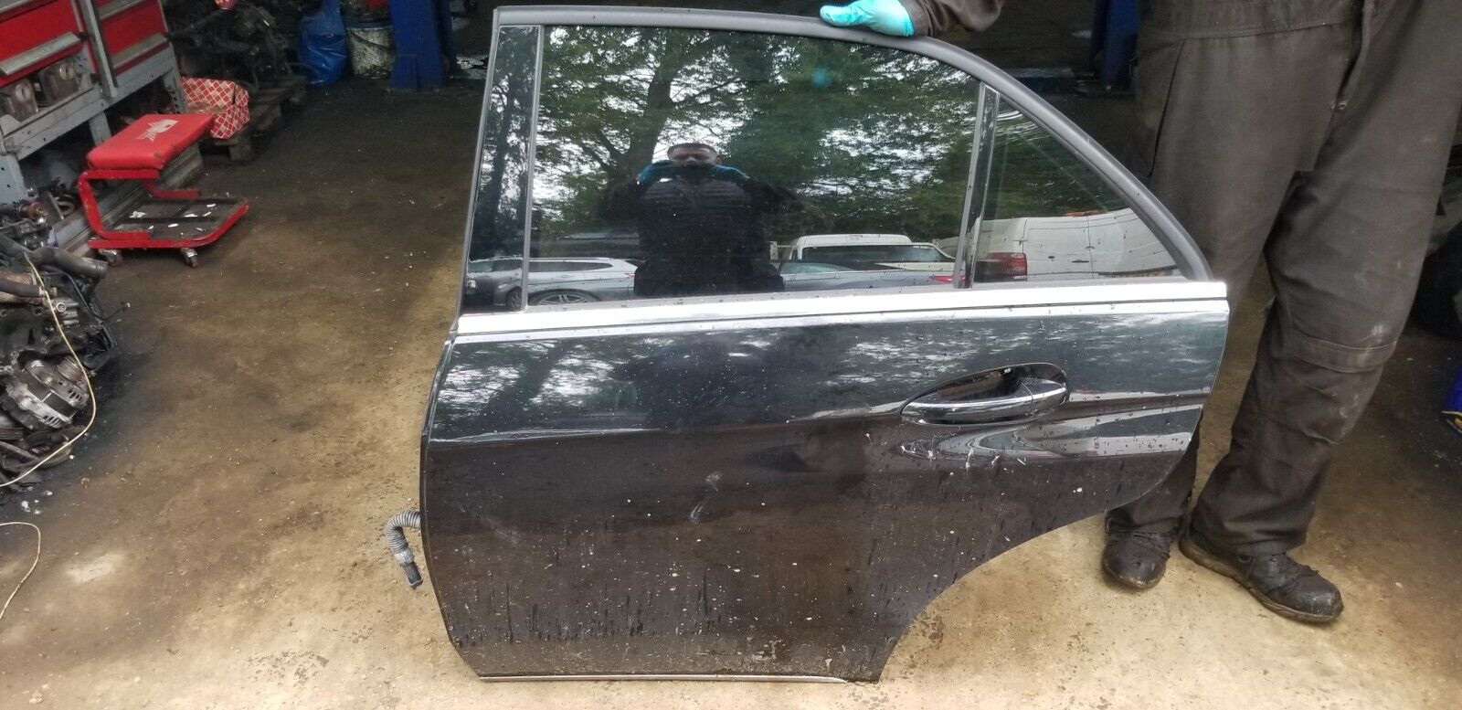 MERCEDES E CLASS REAR DOOR LEFT PASSENGER SIDE IN BLACK SALOON W212 2015