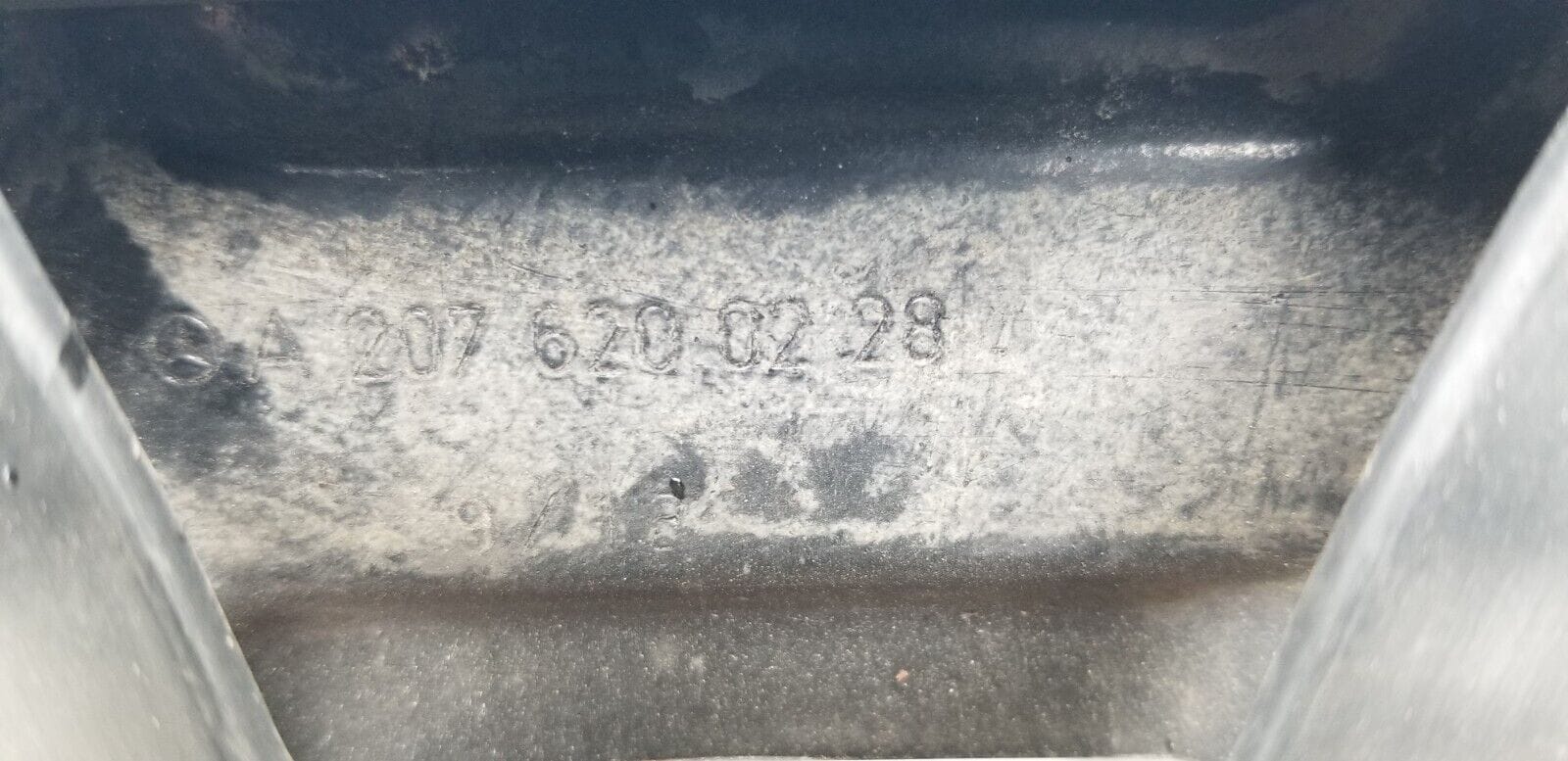 MERCEDES E-CLASS W207 FRONT SLAM PANEL HEADLIGHT SUPPORT A2076200228 - Image 3