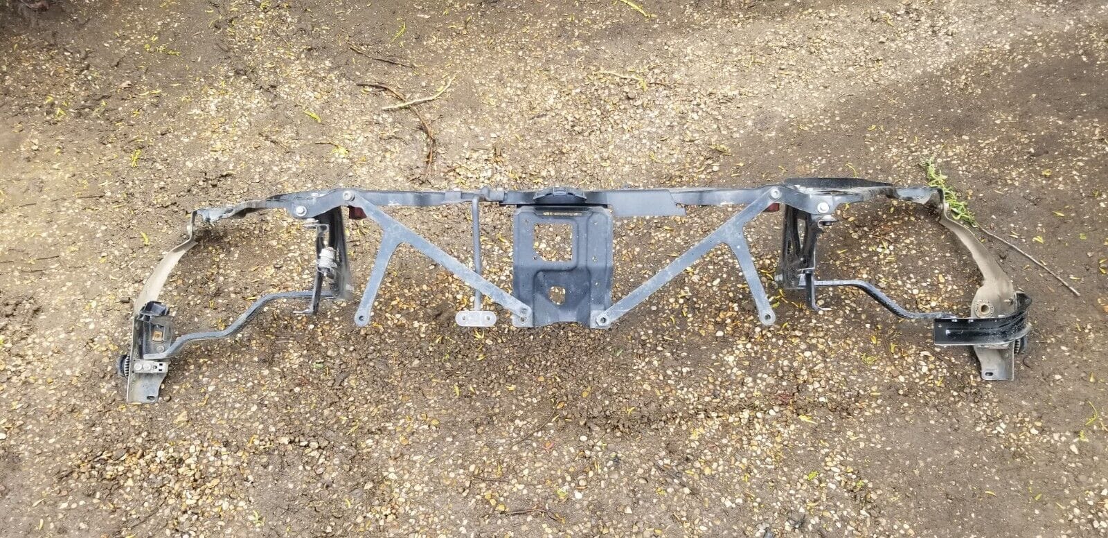 MERCEDES E-CLASS W207 FRONT SLAM PANEL HEADLIGHT SUPPORT A2076200228