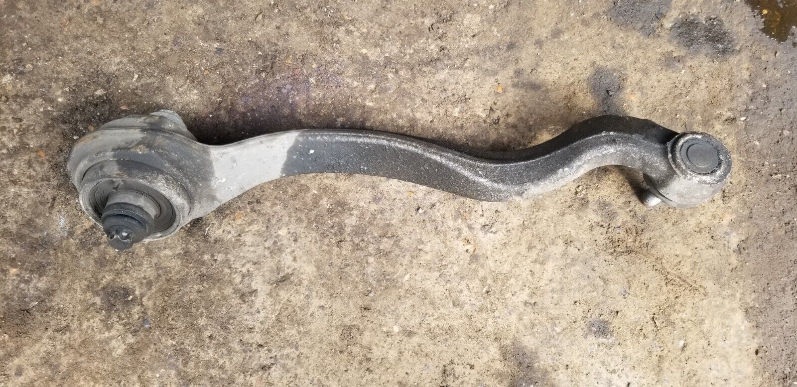 MERCEDES E-CLASS W212 2015 DRIVER SIDE FRONT WISHBONE O/S/F - Image 3