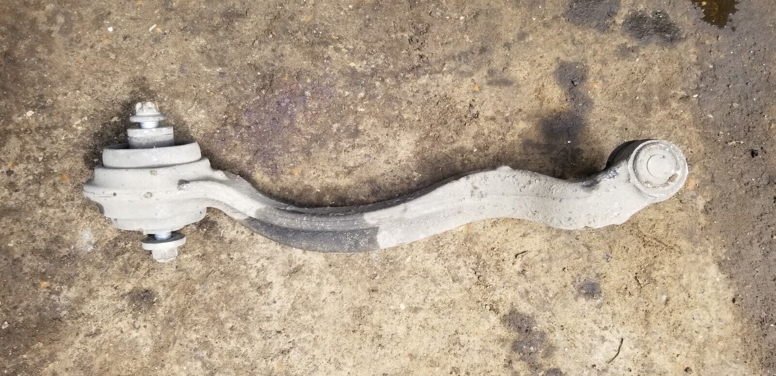 MERCEDES E-CLASS W212 2015 PASSENGER SIDE FRONT WISHBONE N/S/F - Image 3