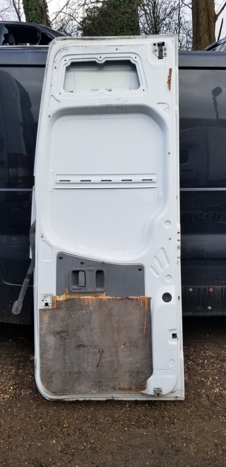 MERCEDES SPRINTER Rear Door Drivers Side High Roof 2013 Diesel - Image 4