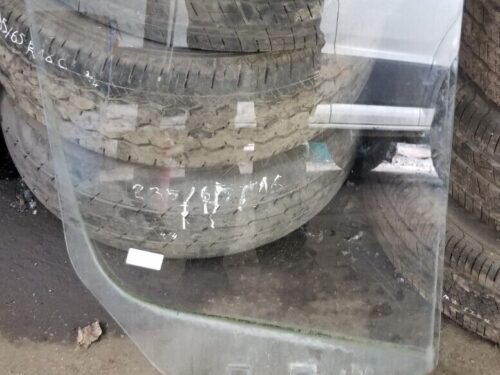 Mercedes Sprinter W906 / Crafter 2006-18 Front Door Left Side Window Glass