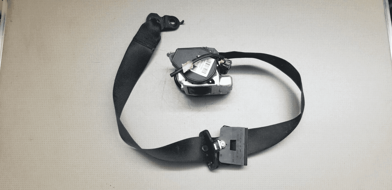 Mercedes Benz Sprinter W906 Front Right O/S/F Seat Belt A9068600485 |O