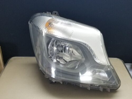 Mercedes Benz Sprinter W906 Right Side Headlight A9068202661 Genuine |O