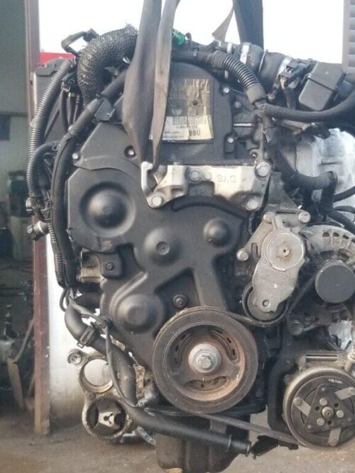 Peugeot 308 1.6 HDi diesel engine front view