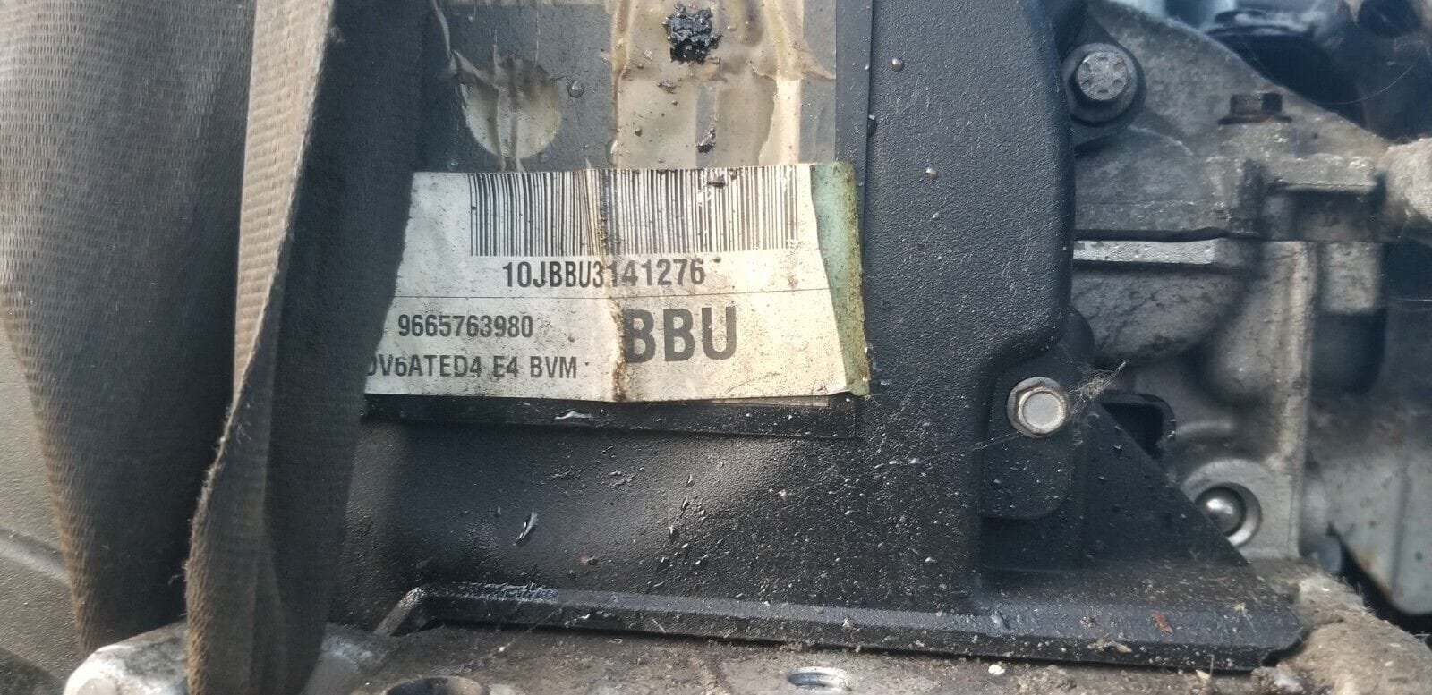 DV6TED4 engine code on Peugeot 308 1.6 HDi engine