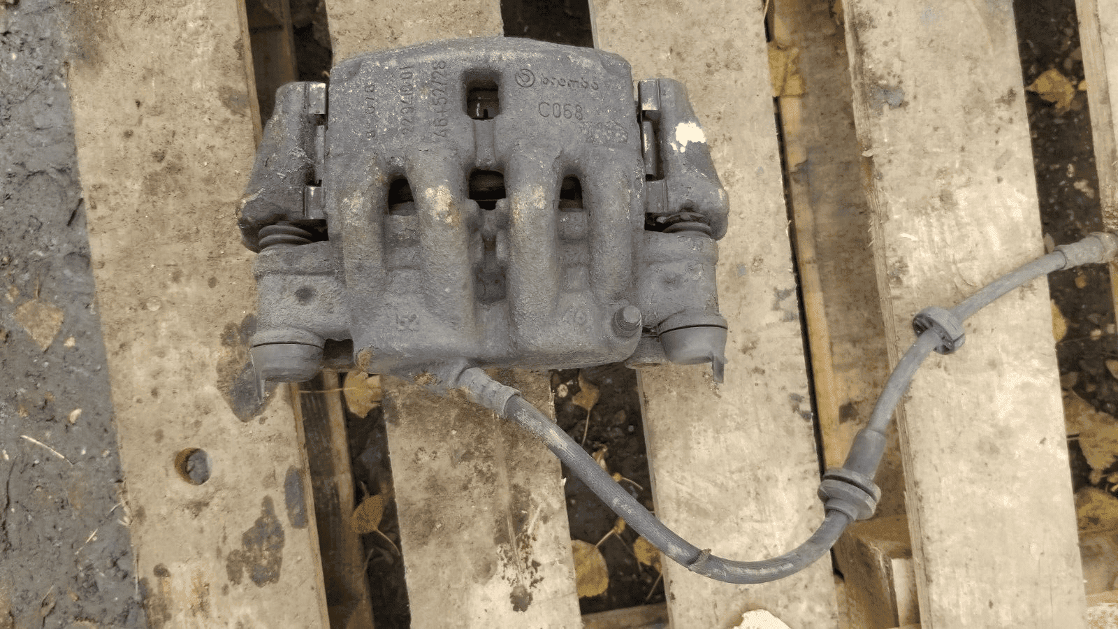 Peugeot Boxer Drivers Offside Front Brake Caliper 2.0HDI 2018 - Image 3