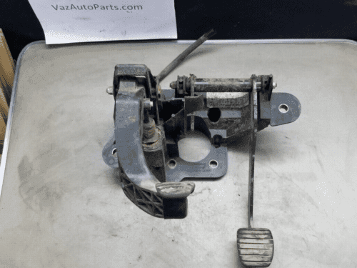 RENAULT Master Lm35 Business Dci Clutch Master Cylinder with pedals 8200672371