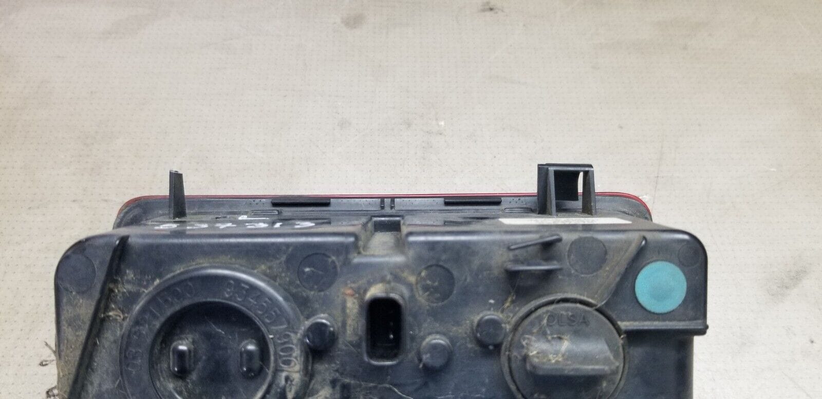 Renault Trafic Lower Tail Light Passenger Side LH 2015 Van - Image 4