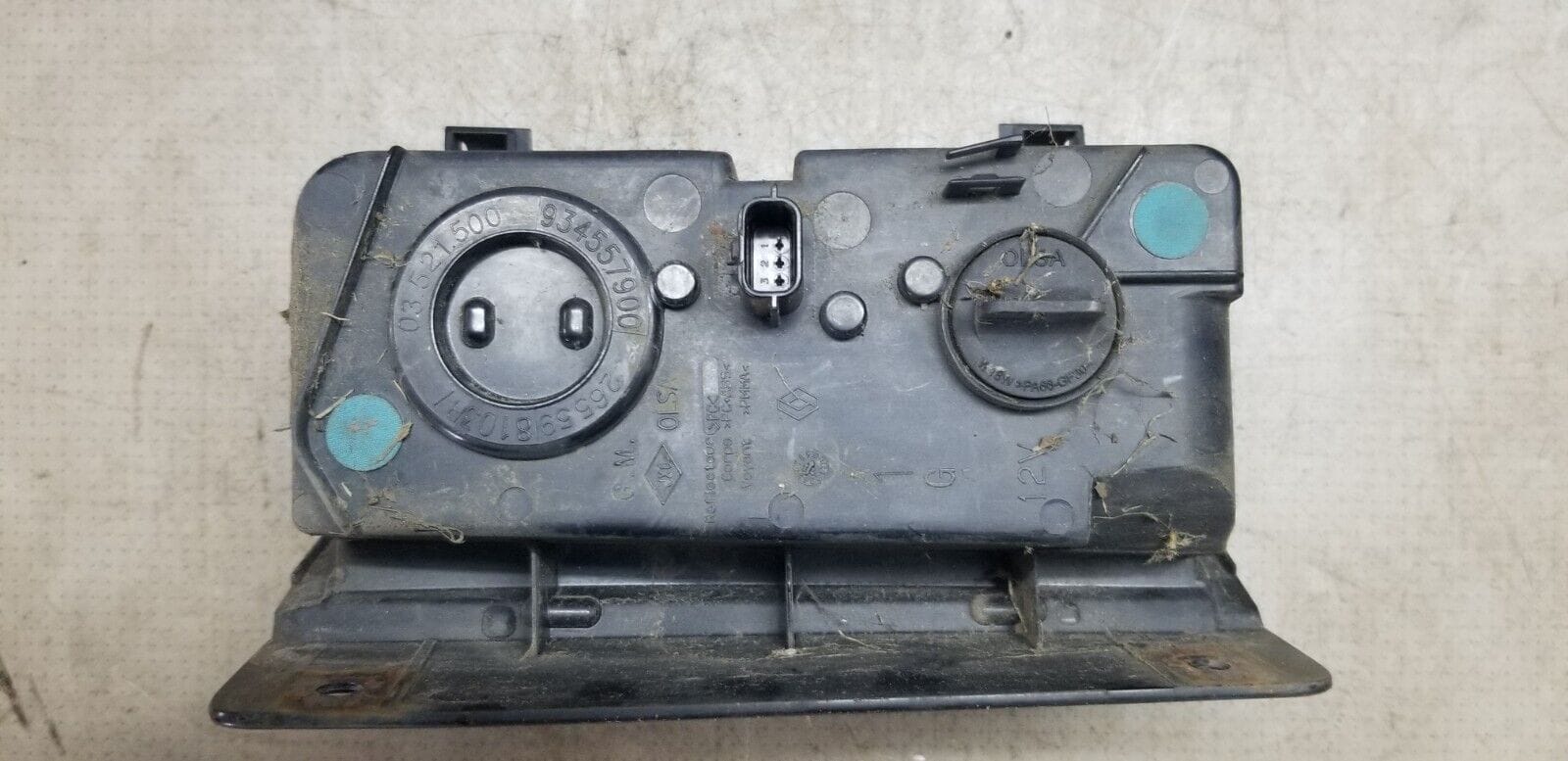 Renault Trafic Lower Tail Light Passenger Side LH 2015 Van - Image 6