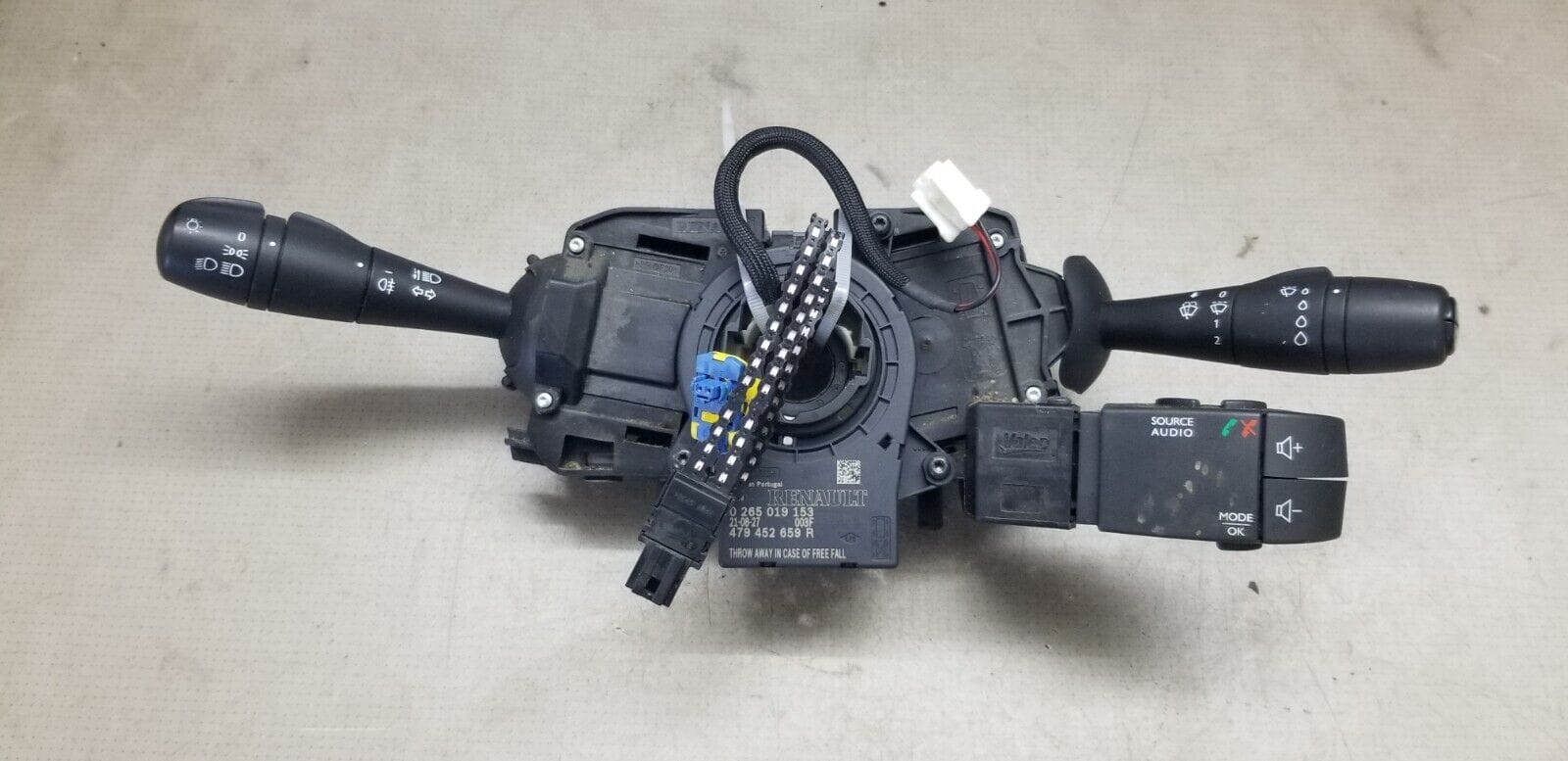 Renault Trafic X82 indicator stalk wiper lights unit 479452659R