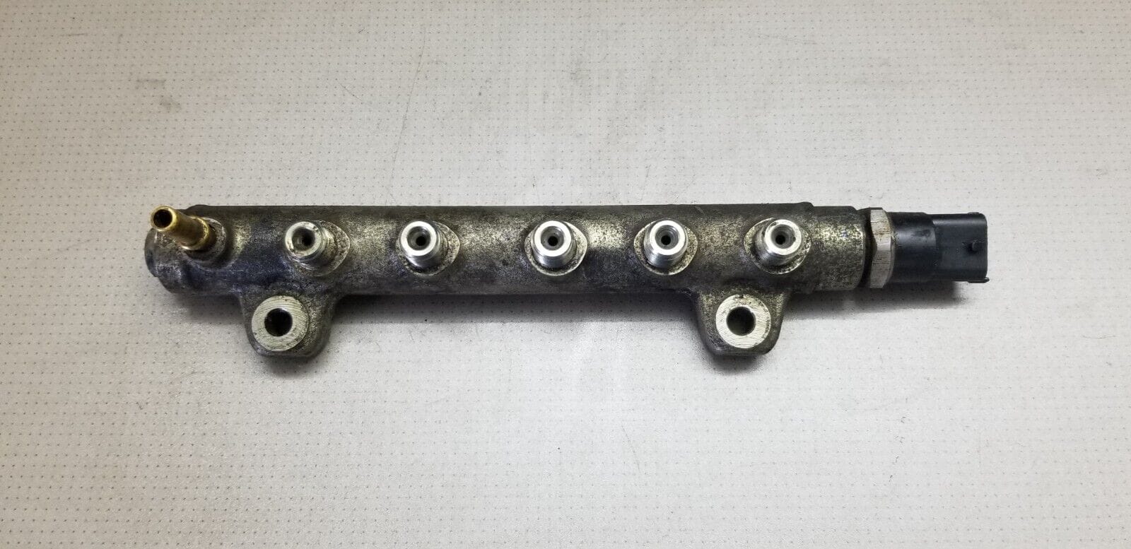 Renault Trafic Diesel Injector Rail Bosch 0445214042 |O - Image 4