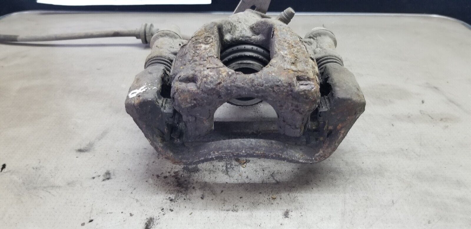 Renault Master MK3 Movano B Genuine Rear Right Brake Caliper - Image 3