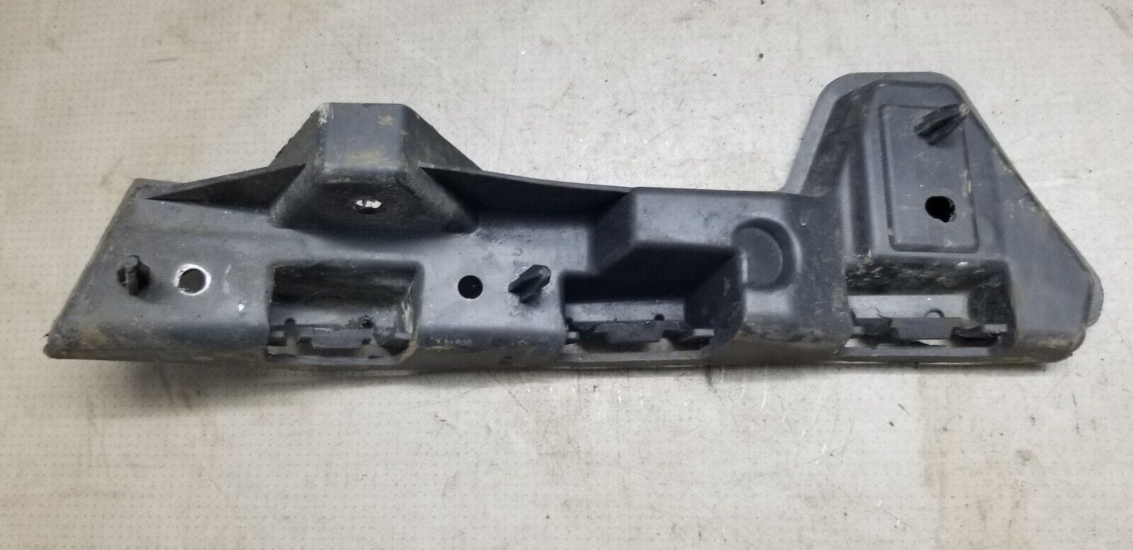 Renault Master MK3 2011-19 Movano B Front Bumper Bracket Right O/S 960160002R - Image 3