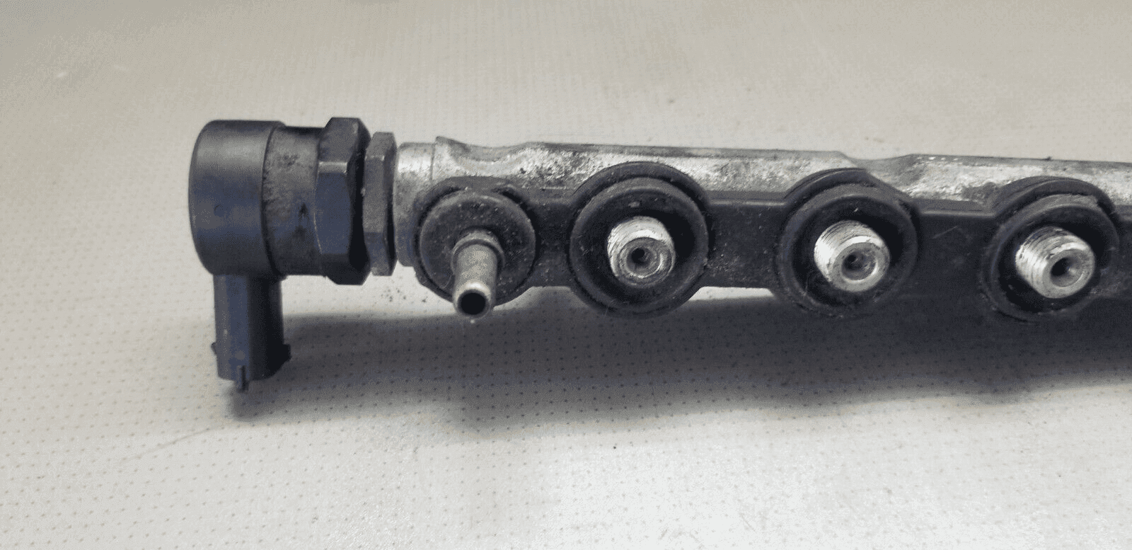 Renault Trafic 2.0 Fuel Main Line Pipe 0445214025 Diesel H82426550 |O - Image 7