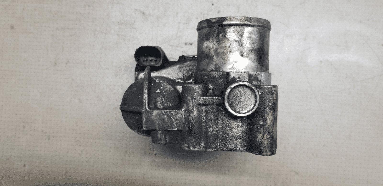 Renault Trafic 2006-2014 2.0 DCi Throttle Body M9R 780 8200330810 |O - Image 4