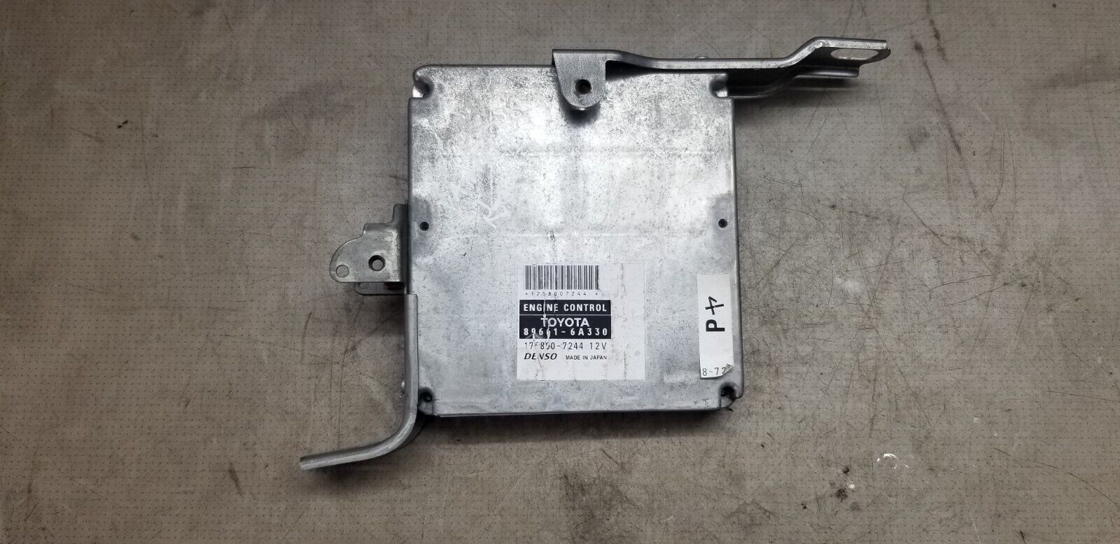 Toyota Land Cruiser Cruiser 2005 Engine Control Unit Module (Ecu) 896616A330 |O