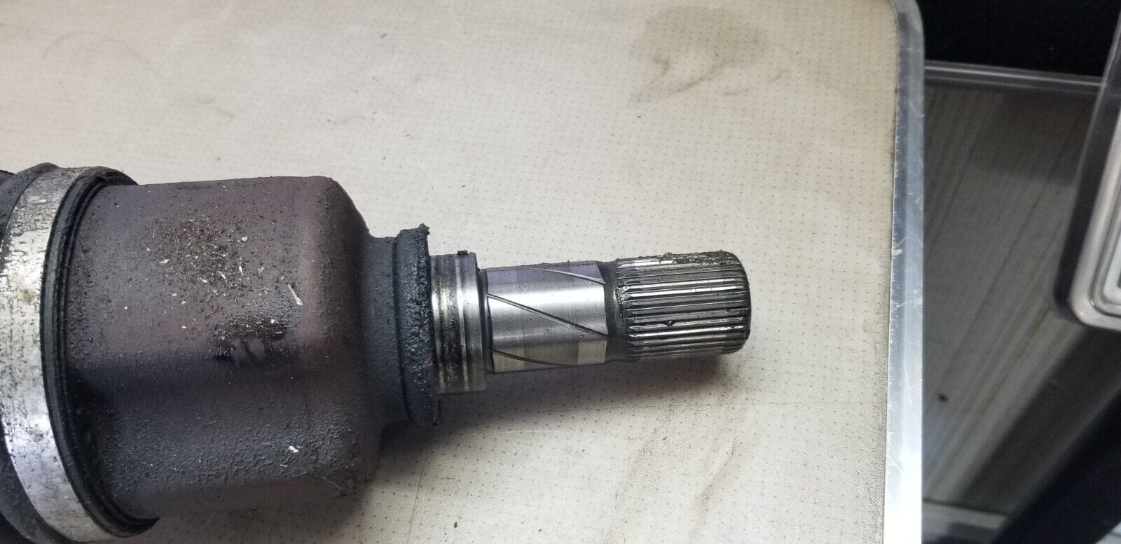 Vauxhall Vivaro 2013 Driveshaft Passenger Side X83 2.0 Diesel |O - Image 4