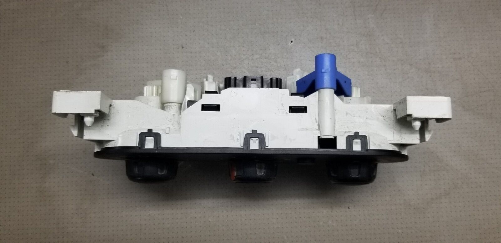 VAUXHALL VIVARO Heater Control Panel 2014 Diesel 30080061 - Image 3