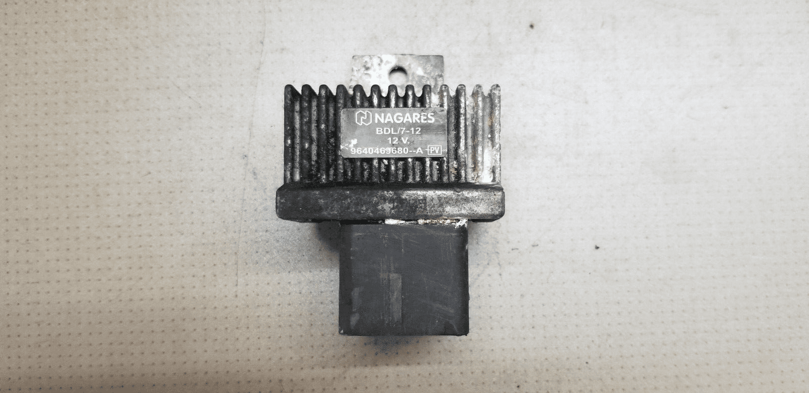 VAUXHALL VIVARO MOVANO RENAULT TRAFIC MASTER GLOW PLUG RELAY 9640469680