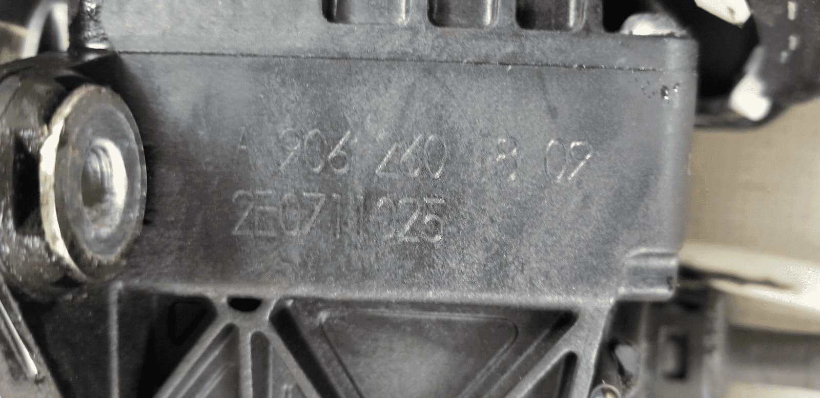 Volkswagen Crafter CR35 TDI109 LWB Gear Lever 9062600198 |O - Image 3